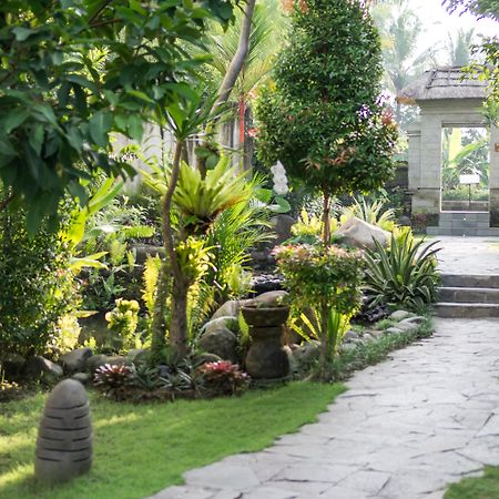 Radha Phala Resort & Spa Ubud  Exterior photo